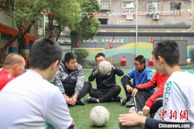 南昌特教学校里的足球队：以足球为“媒”连接世界