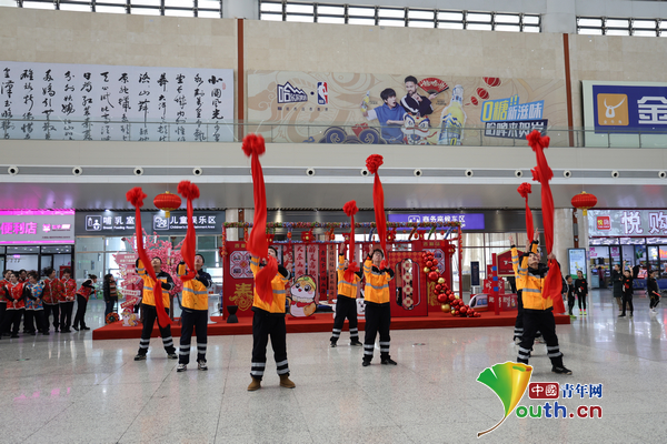 吉林车务段：热热闹闹迎春_红红火火送福 图1
