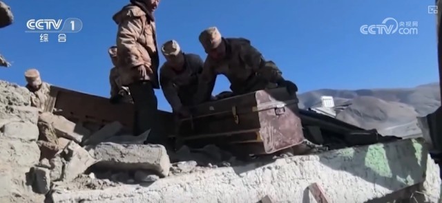 双向奔赴的爱与守护_重拾对美好生活信心 图10