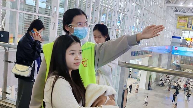 海南青年志愿者服务春运收获“附加福利” 图2