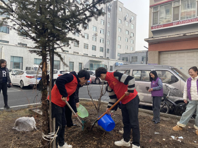 吉林安图：携手爱绿护绿_共建美好家园 图1