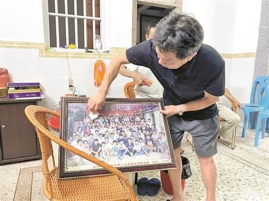 “他眼里永远有别人的难处” 图1