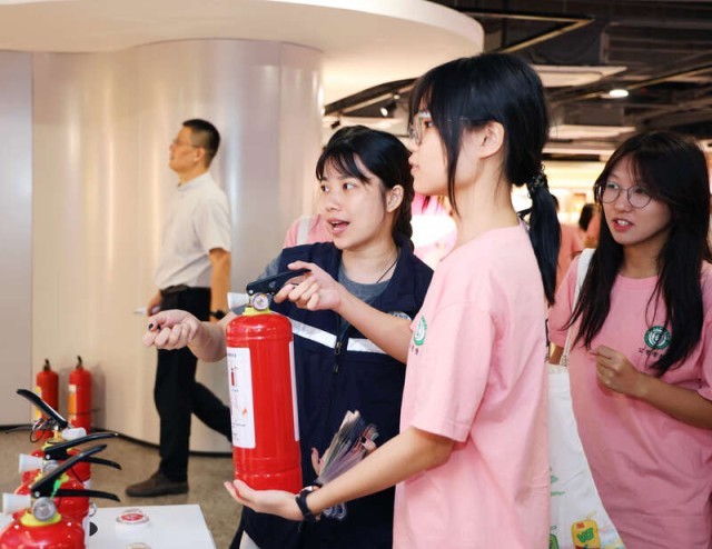 应急侠“合伙人”来了！广州海珠开展应急安全志愿服务集市 图2