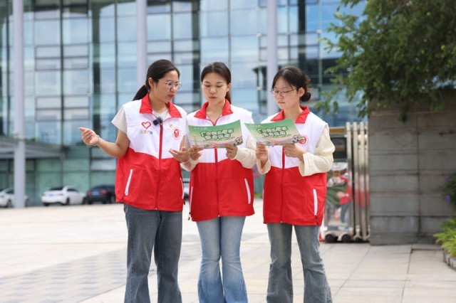 第138届广交会志愿者誓师上岗 图4