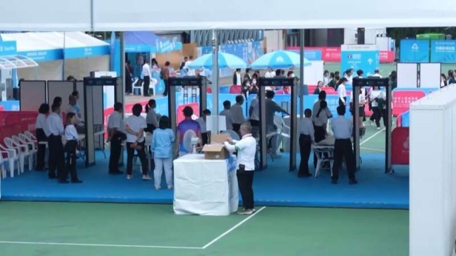 1.6万名香港志愿者服务第十五届全运会_诠释香江风采 图2