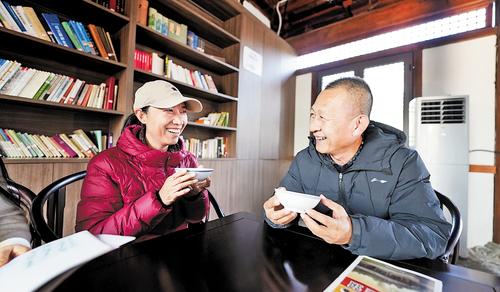 大碗茶暖人心_公益频道_中国青年网 图1