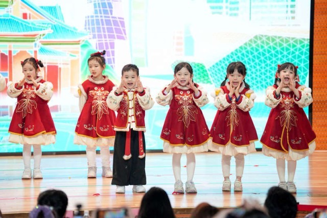 阅读与文艺的碰撞，羊城儿童新年公益展演落幕 图2