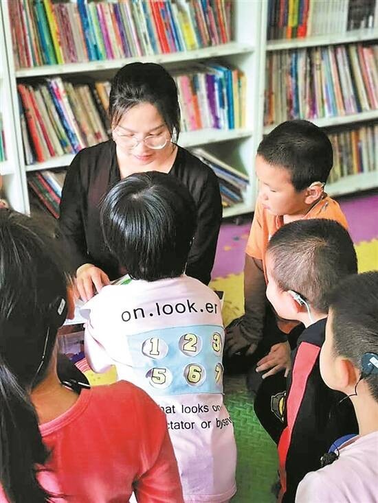 助千名听障孩子走出无声世界 图1