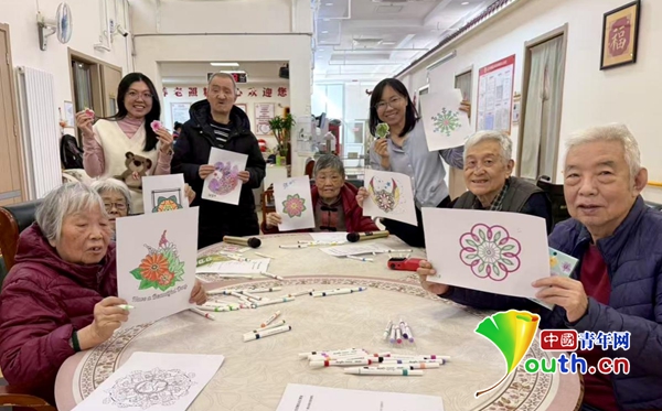 北师大心理学团队走进建外老年家园开展公益团辅活动 图3